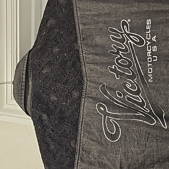 Black chambray and lace snap button victory shirt - Picture 6 of 8